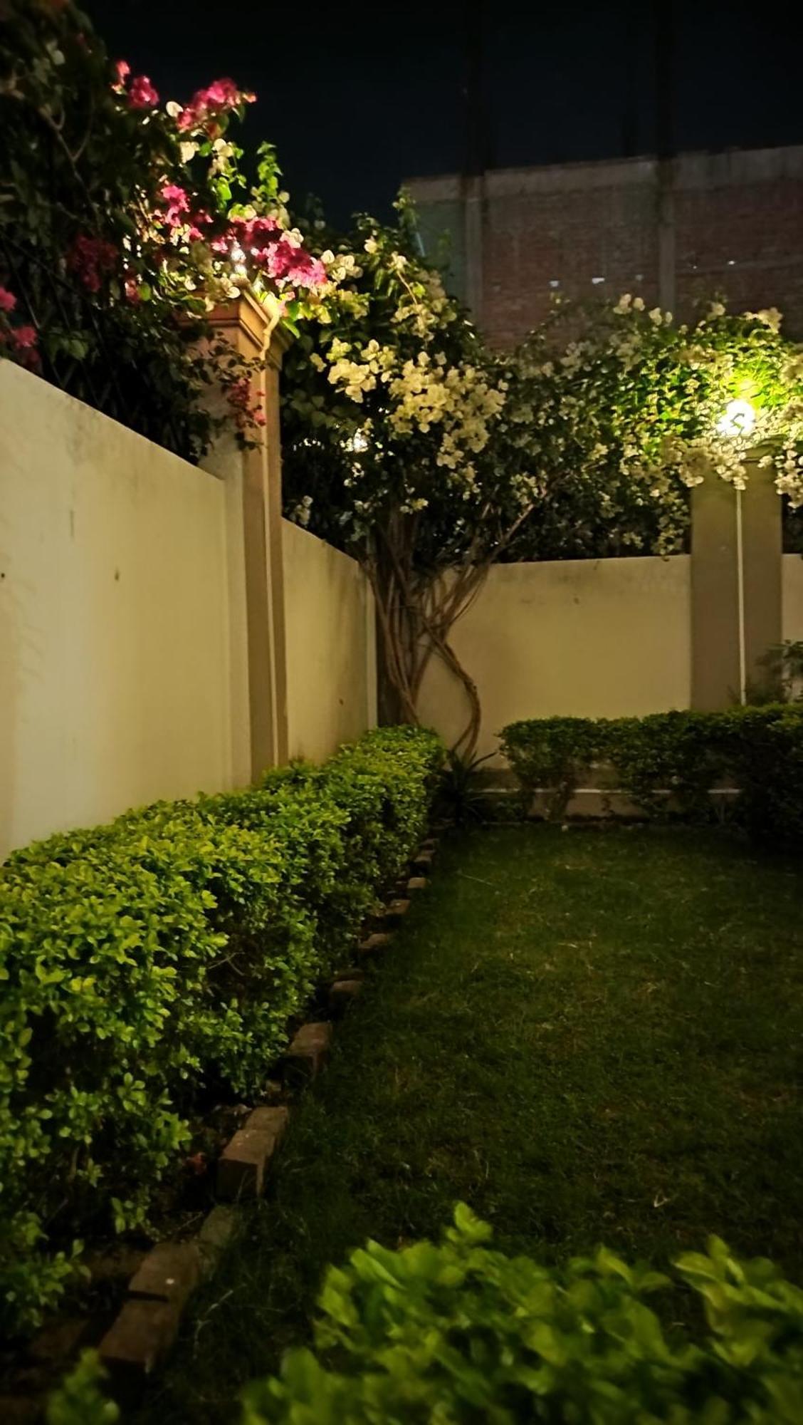 Shree Nanda Guest House Varanasi Exterior photo